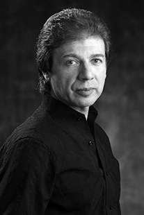 Уральский Константин мастер курса Института И.Д. Кобзона